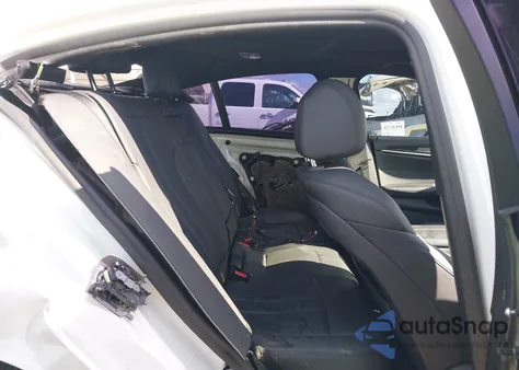 2018 BMW 530E Iperformance z USA, uszkodzony, nr VIN WBAJA9C54JB034636